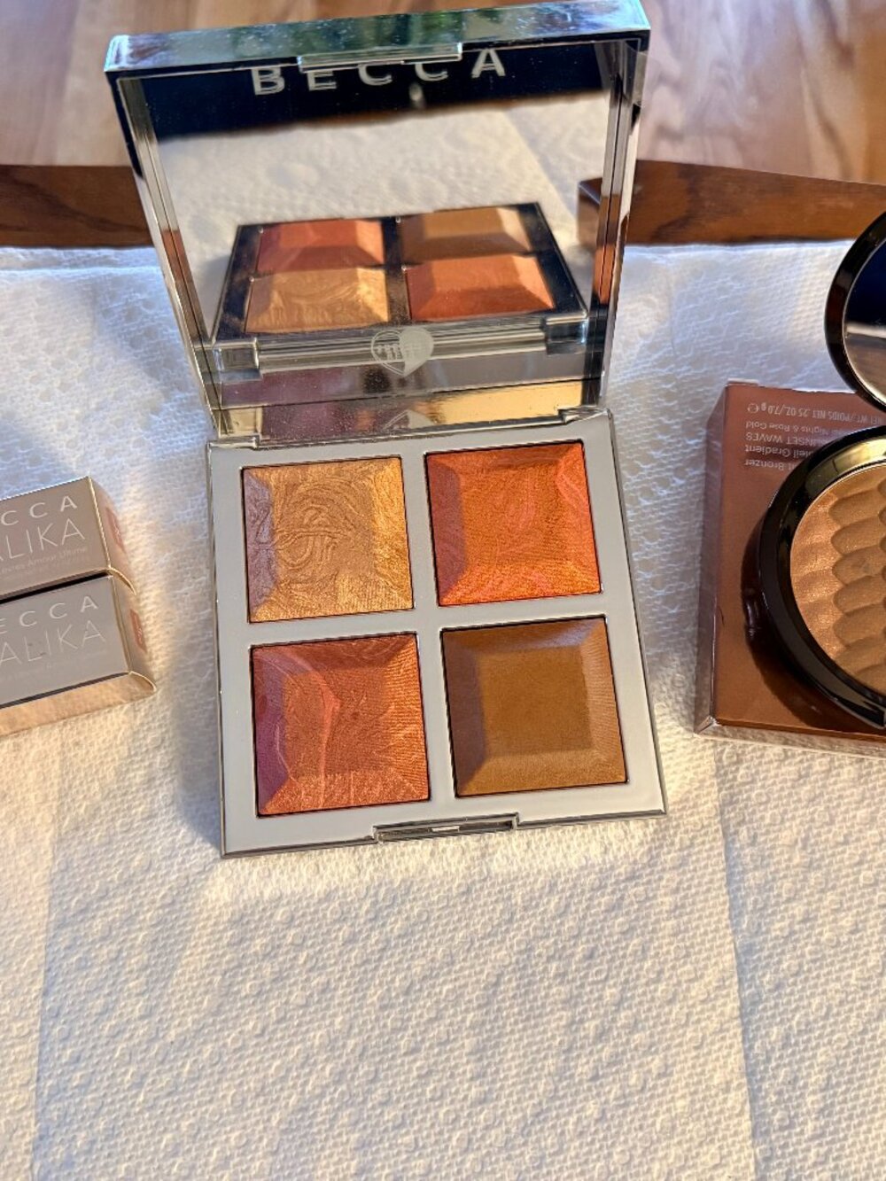 NEW BECCA x Khloé & Malika Bundle Glow Palette + Bronzer + 2 Lipsticks NIB
